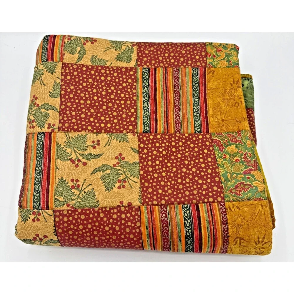 Vintage Handmade Patchwork Quilt Christmas Lap Blanket/Throw Fall/Harvest 48”